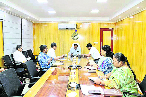 ధాన్యం సేకరణ వేగవంతం చేయాలి 2