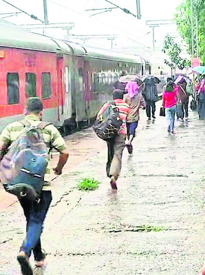 జయపూర్ రైల్వేస్టేషన్లో సౌకర్యాల లేమి! 1