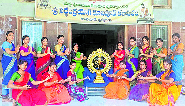 సత్తా చాటిన బాడీ బిల్డింగ్ క్రీడాకారులు 1