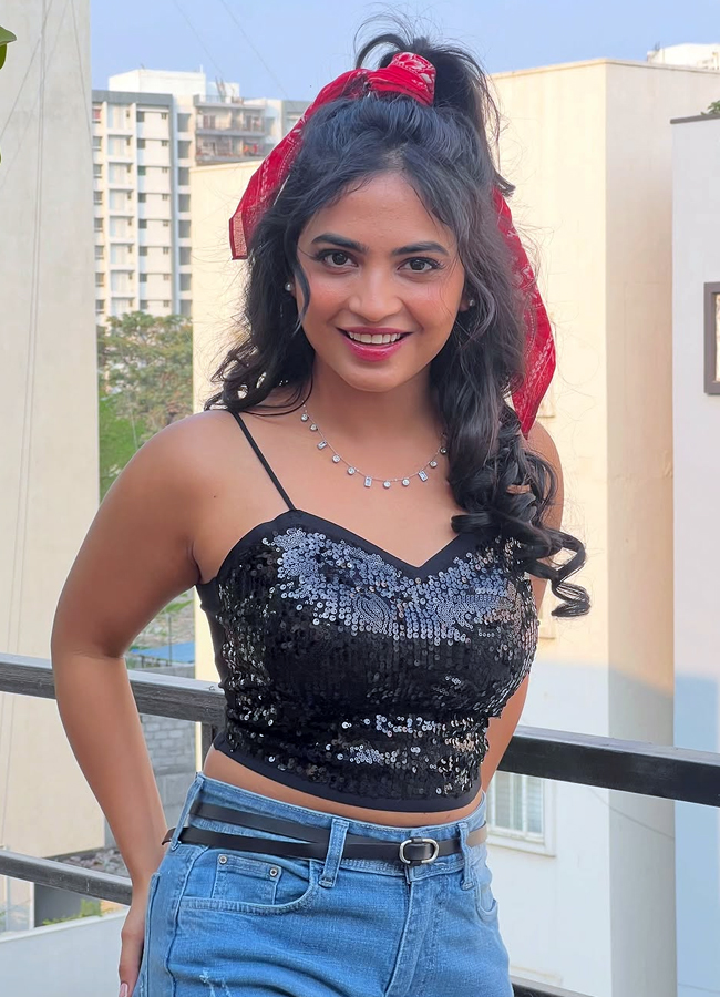 alekhya harika shared koyila song videoshoot photos11
