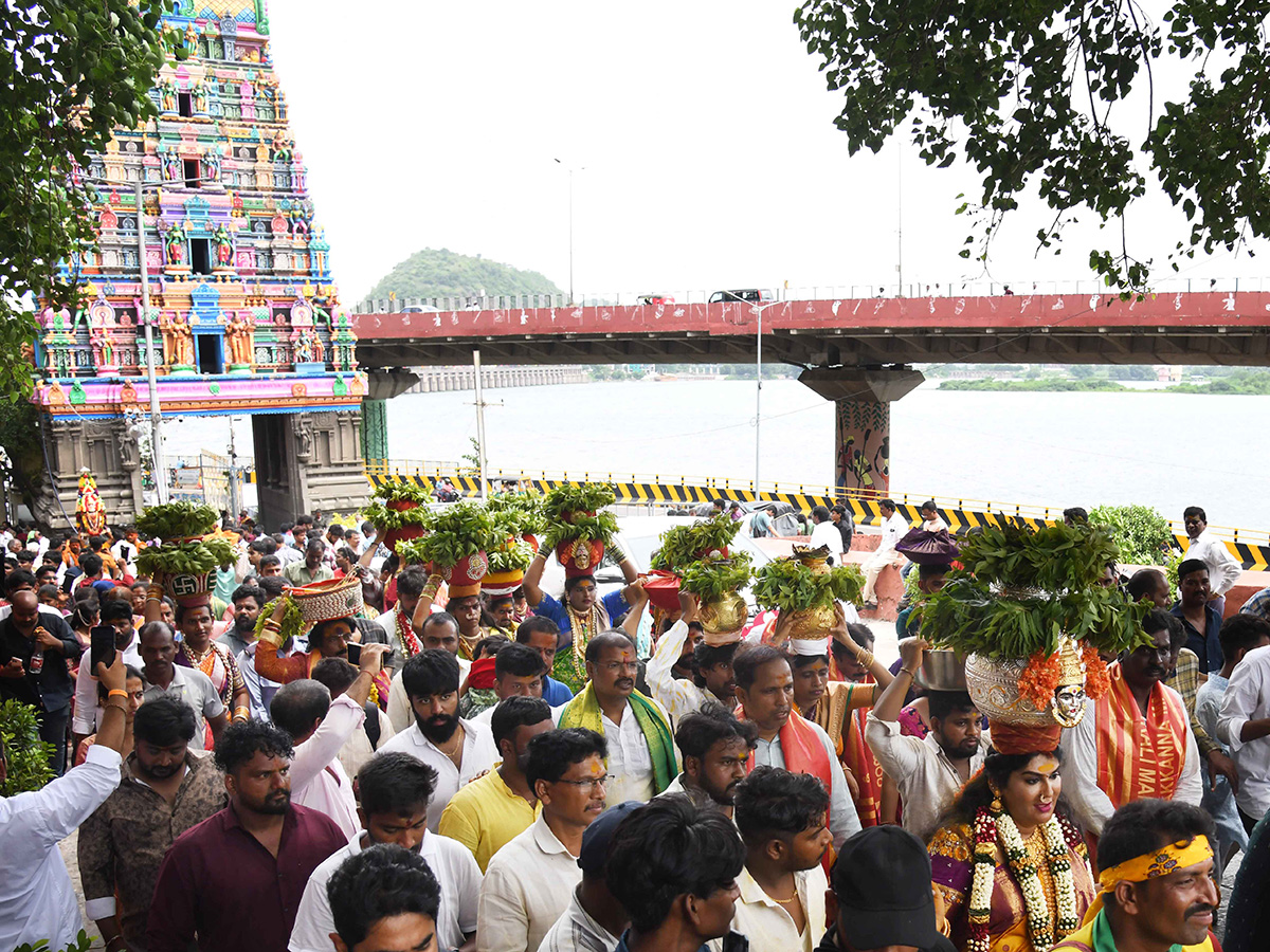 Devotees Gold Bonam Offered to Indrakiladri Durgamma Photos9