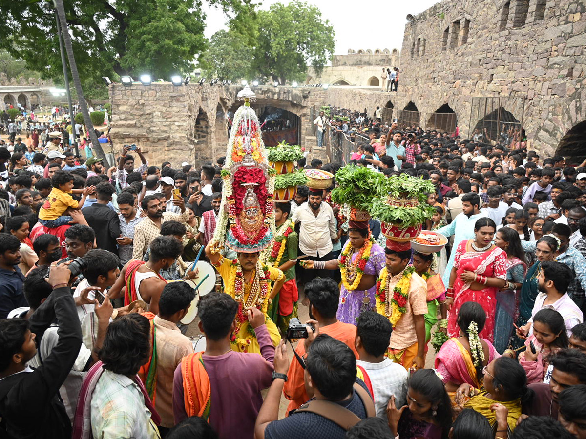 Golconda Bonalu 2025 Photos2