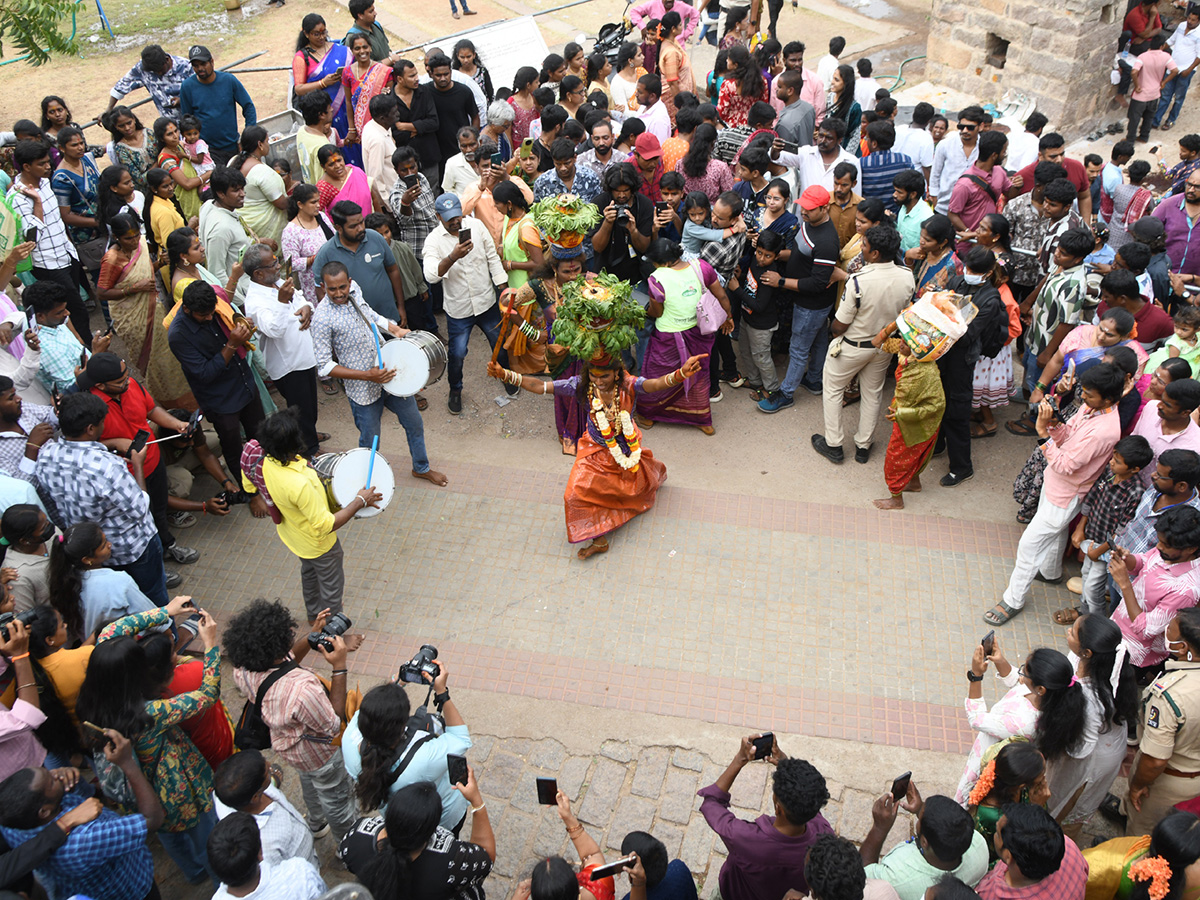 Golconda Bonalu 2025 Photos4