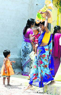 ●ఈ తిప్పలు పడలేకున్నాం 3