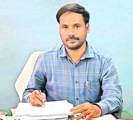 ‘గుట్ట’కాయ స్వాహా...3