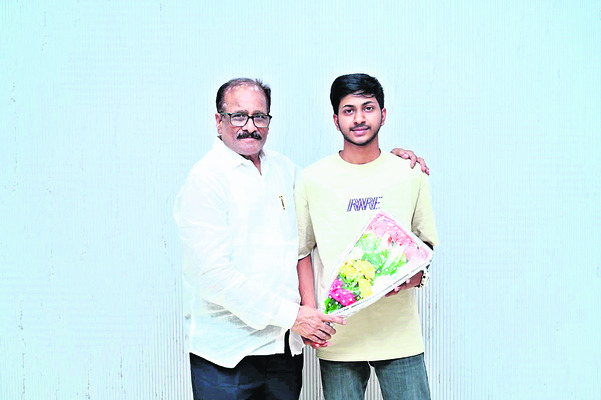 జేఎన్టీయూ నుంచి డాక్టరేట్
4