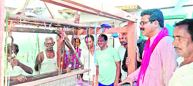ప్రైవేటు విద్యాసంస్థల్లో దోపిడీ అరికట్టాలి 1