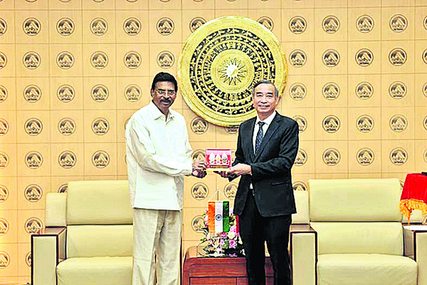ప్రాంతీయ స్థాయి సంబంధాలు అన్వేషించాలి 1