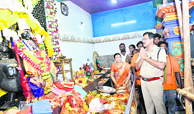 అంబరాన్నంటిన సిరిమాను సంబరం 2