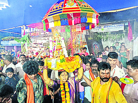 వైభవంగా కంచమ్మతల్లి వారోత్సవాలు 1
