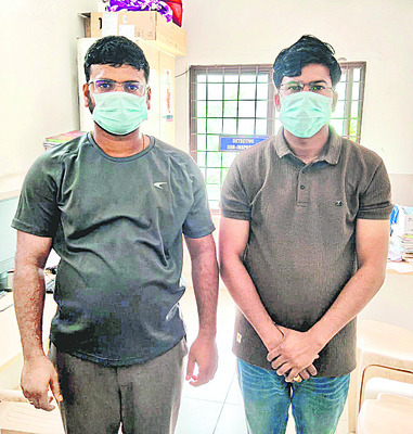 నకిలీ డిగ్రీ సర్టిఫికెట్లతో విదేశాలకు1