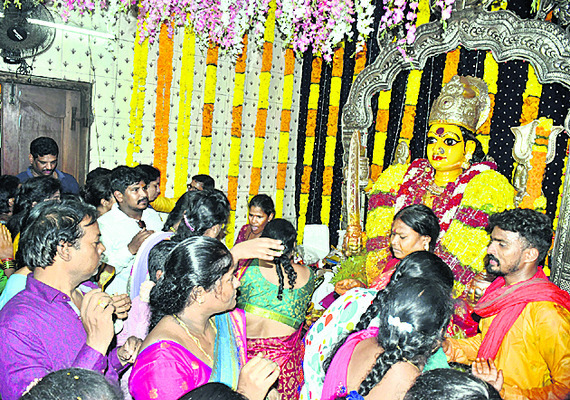 అంబరాన్నంటిన సిరిమాను సంబరం 3