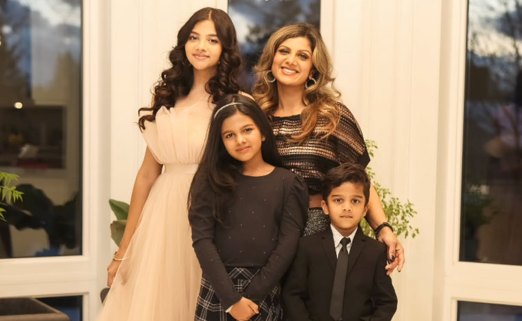 Intresting Facts About Actress Rambha Birthday Special Details Photos3