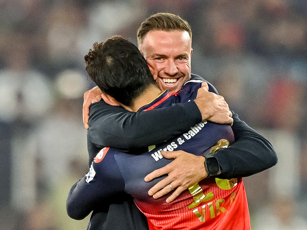 Kohli wins first IPL Title As RCB Beat Punjab Kings in final Photos4