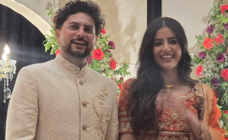 Kuldeep Yadav gets engaged to childhood friend Vanshika in Lucknow photos3
