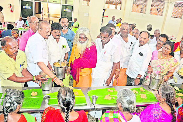 ఘనంగా సత్వచ్చారి గంగమ్మ జాతర1