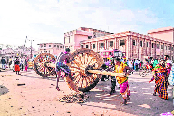 రథచక్రాలు సిద్ధం 2
