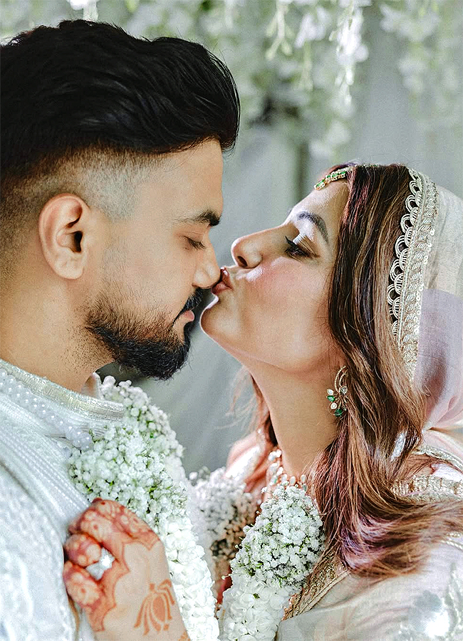 Hina Khan marries Rocky Jaiswal in an intimate ceremony amid cancer battle Photos9
