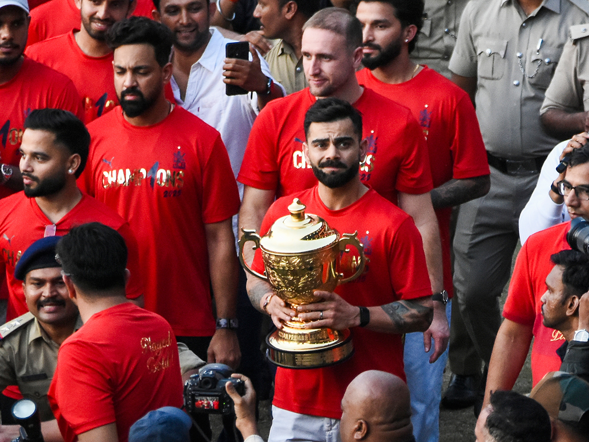 IPL 2025 winning Royal Challengers Bengaluru team felicitation ceremony at the Chinnaswamy Stadium10