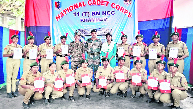 రామయ్యకు  సువర్ణ తులసీ అర్చన2