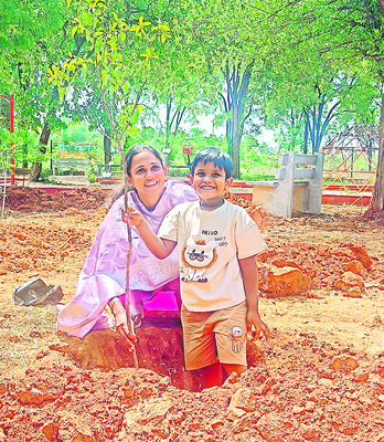 జిల్లాలో 30 లక్షల మొక్కలు నాటడమే లక్ష్యం
1