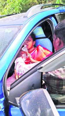 రోడ్డు ప్రమాదంలో ఉపాధ్యాయురాలి మృతి 1