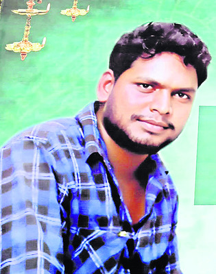 ఎలక్ట్రీషియన్ ఆత్మహత్య 1