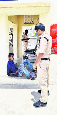 ‘లక్కీ’ లాటరీ మోసాలపై స్పందించండి1