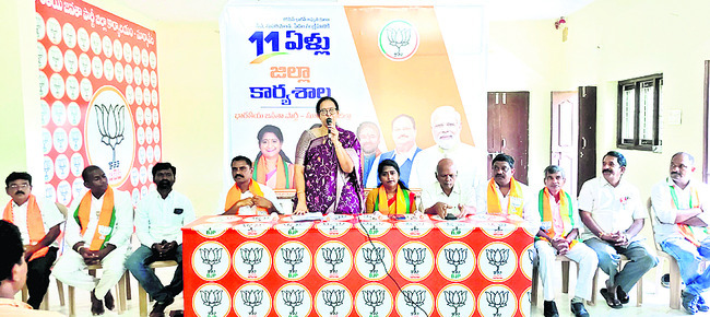 మొక్కలు.. జీవకోటికి ప్రాణాధారం
1