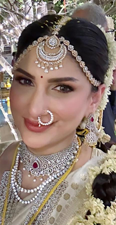 Akhil Akkineni and Zainab Ravdjee Wedding Pics10