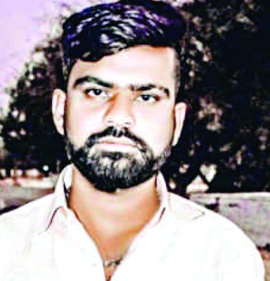 టైర్ పేలి కారు పల్టీ.. ఒకరు దుర్మరణం2