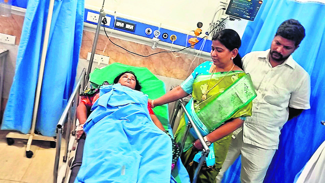 రోడ్డు ప్రమాదంలో ఇద్దరి మృతి1