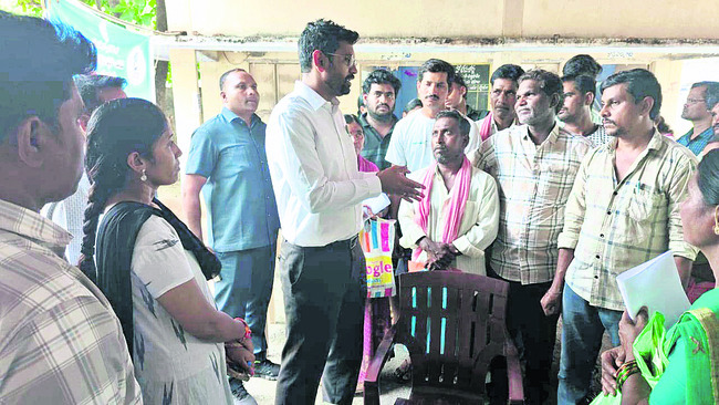 సమస్యలు సత్వరమే పరిష్కరించాలి1