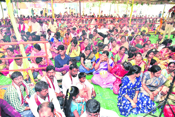 వైభవంగా రేణుకా ఎల్లమ్మ కల్యాణం1