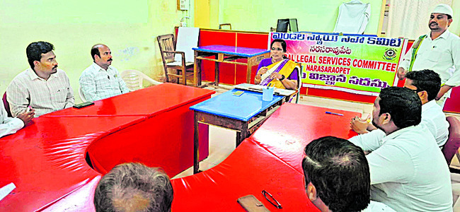 ప్రశాంతంగా మెగా డీఎస్సీ పరీక్షలు 1