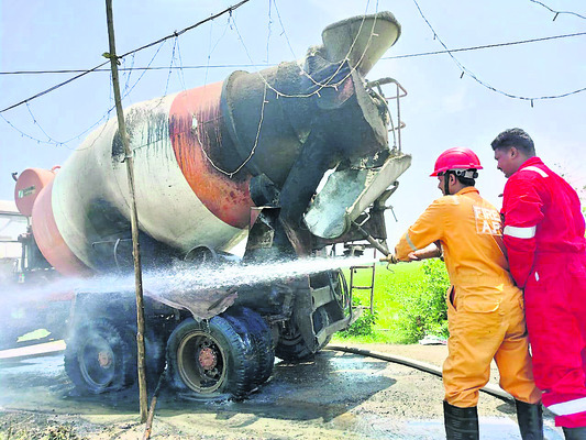 చెస్ విజేతలకు బహుమతుల ప్రదానం 2