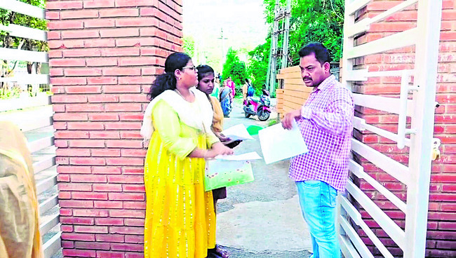 ప్రశాంతంగా డీఎస్సీ పరీక్ష2