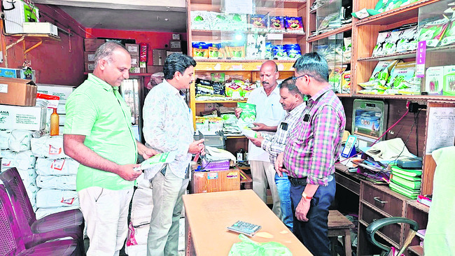 విద్యార్థులకు ఎన్సీసీ సర్టిఫికెట్లు1