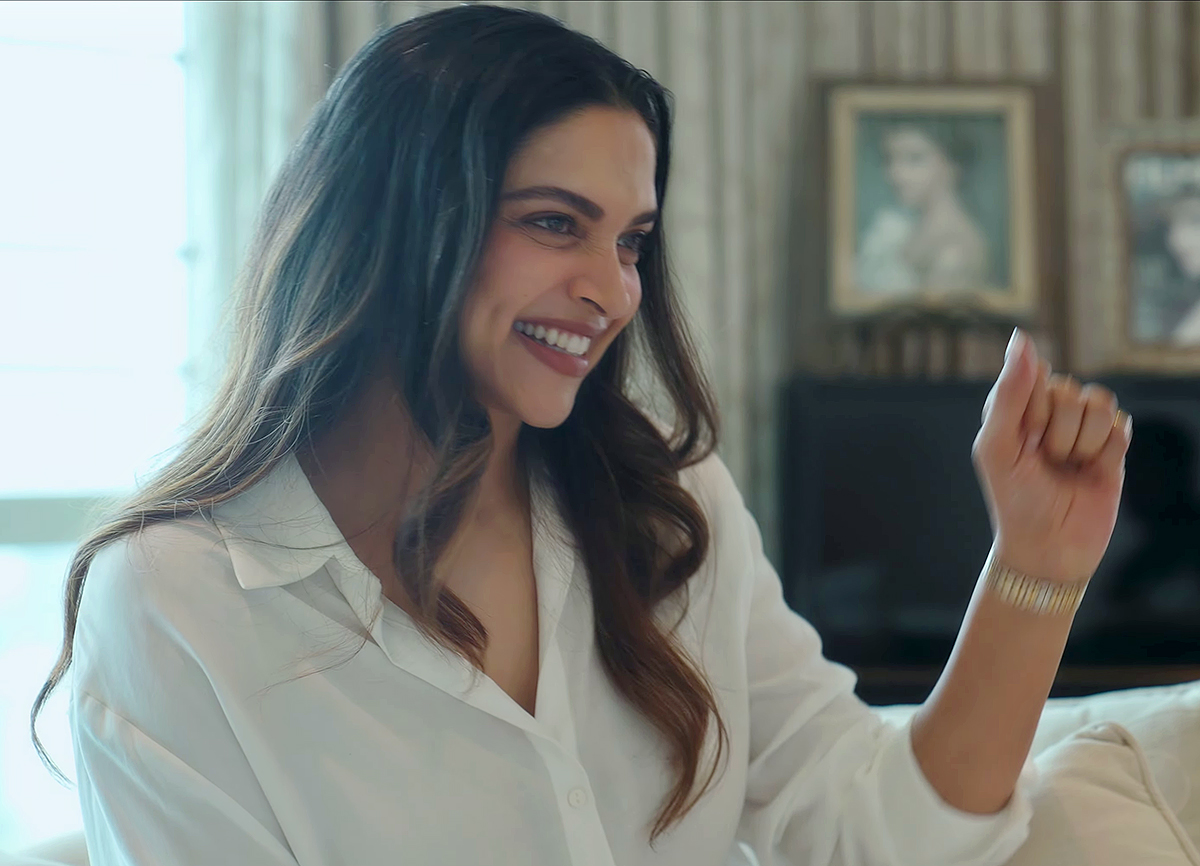 Deepika Padukone In Allu Arjun And Atlee AA26 Movie Glimpse Stills Viral5