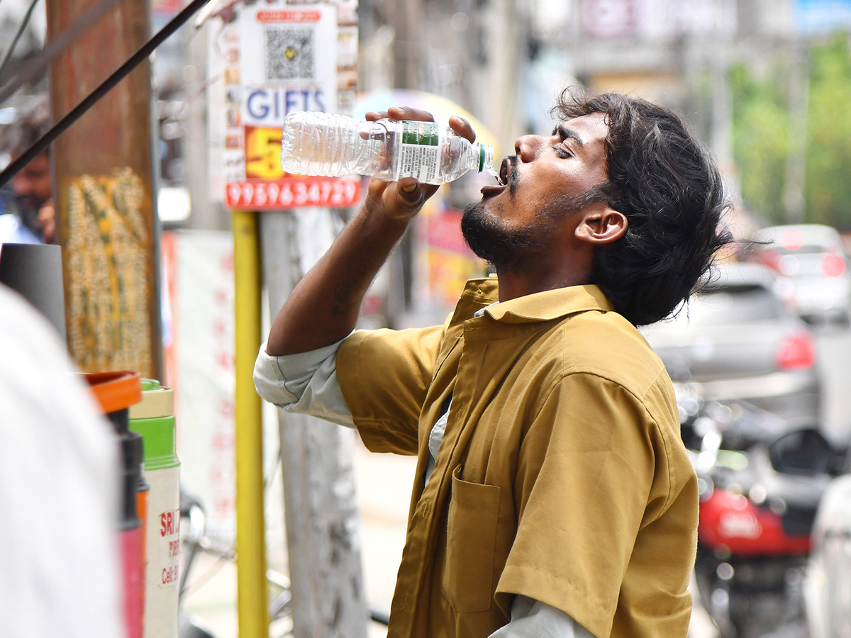 High Temperatures Recording In Andhra pradesh Photos16