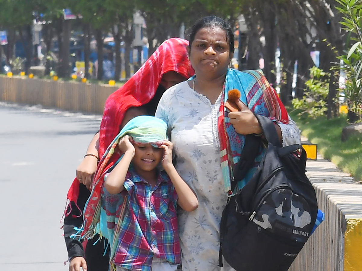 High Temperatures Recording In Andhra pradesh Photos18