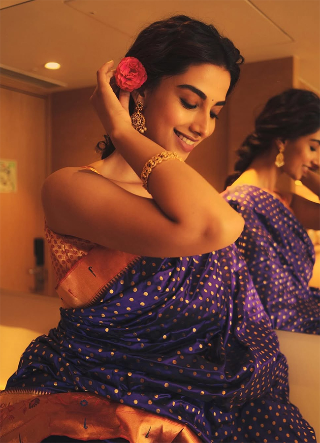 Tollywood Actress Meenakshi Chaudhary HD Photo Gallery7