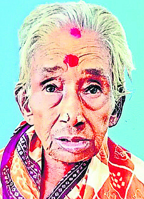 ‘ఏ ఊరు చూసినా ఏమున్నది గర్వకారణం.. వ్యవస్థ సమస్తం రక్తా4