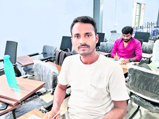 నిరుద్యోగులకు వరం1