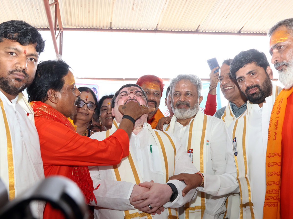 Chepa Mandu Prasadam In Nampally Exhibition Grounds Hyderabad21