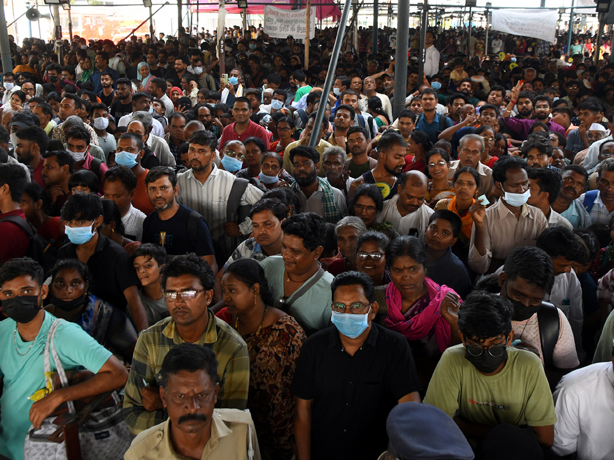Chepa Mandu Prasadam In Nampally Exhibition Grounds Hyderabad26