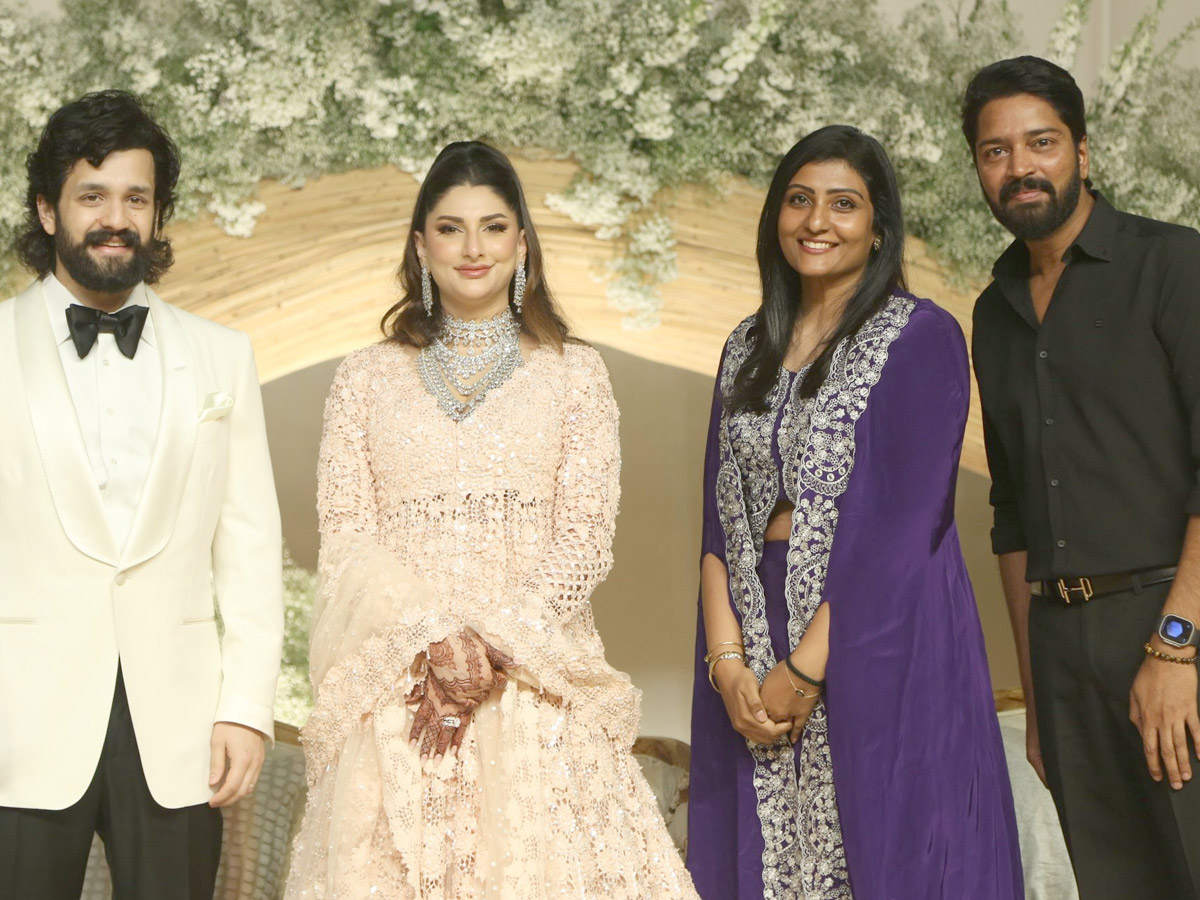 Grand Akhil Akkineni,Zainab Ravdjee wedding Reception Photos18