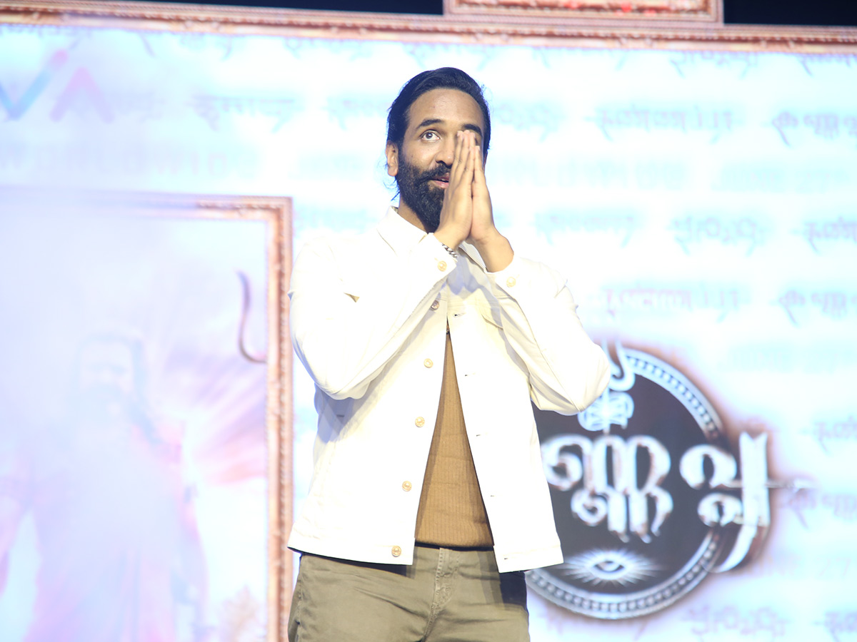 Manchu Vishnu's Kannappa Movie Pre Release Event In Guntur: Photos24