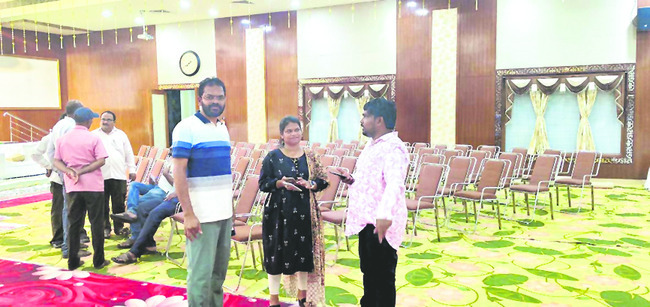 డీఎస్సీ పరీక్షలకు 55 మంది గైర్హాజరు 1