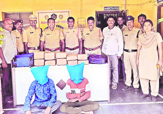 రైల్వే స్టేషన్లో విస్తృత తనిఖీలు 2